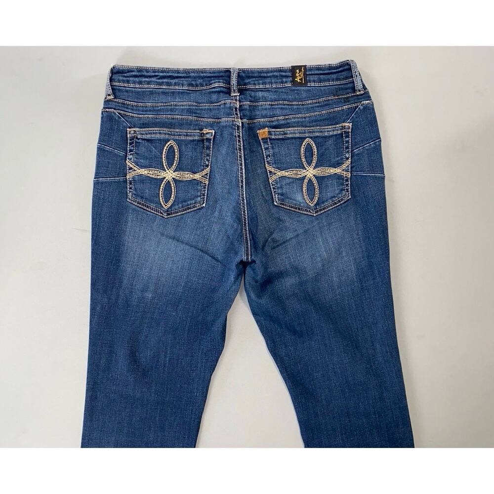 Aura by Wrangler Bootcut 5-Pocket Stretch Denim Jeans. Medium Wash, Women's 12. - Picture 8 of 9